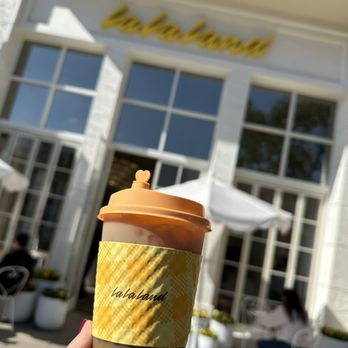 La La Land - Vanilla latte - Coffee & Tea Near Me - Glendale, California La La Land - Vanilla latte - Coffee & Tea Near Me - Glendale, California