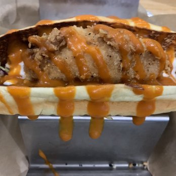 Buffalo Wild Wings - Buffalo bird dog - Chicken Wings Near Me - Rochester Hills, Michigan
