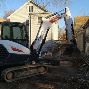 Ujunky - Junk Removal & Hauling Near Me Ujunky - Junk Removal & Hauling Near Me