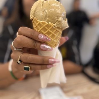 Elephant Garden Creamery - Ice Cream & Frozen Yogurt Near Me - Vancouver, British Columbia Elephant Garden Creamery - Ice Cream & Frozen Yogurt Near Me - Vancouver, British Columbia