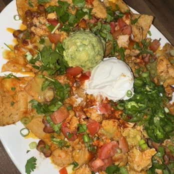 Yard House - Chicken Nachos - Bars Near Me - Sunrise, Florida Yard House - Chicken Nachos - Bars Near Me - Sunrise, Florida