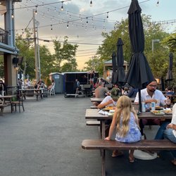 Red Rock Tap and Grill