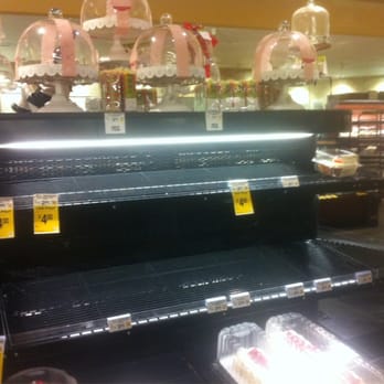 Safeway - As usual... Empty shelves!!! - Grocery Near Me - Folsom, California