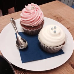 Oh My Darling - Cupcake vanille (en rose) et myrtille-cream cheese