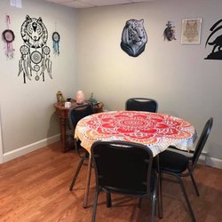 Serendipitous Souls - My waiting room. Also, where I do readings (card, mediumship, past lives, psychic, etc)