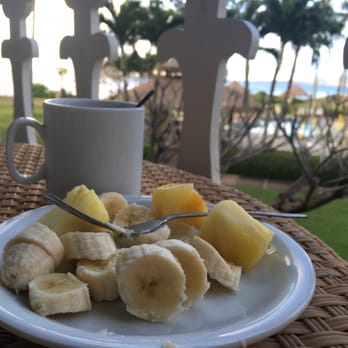 Aston Islander on the Beach - Breakfast on our lanai - Resorts Near Me - Kapaa, Hawaii
