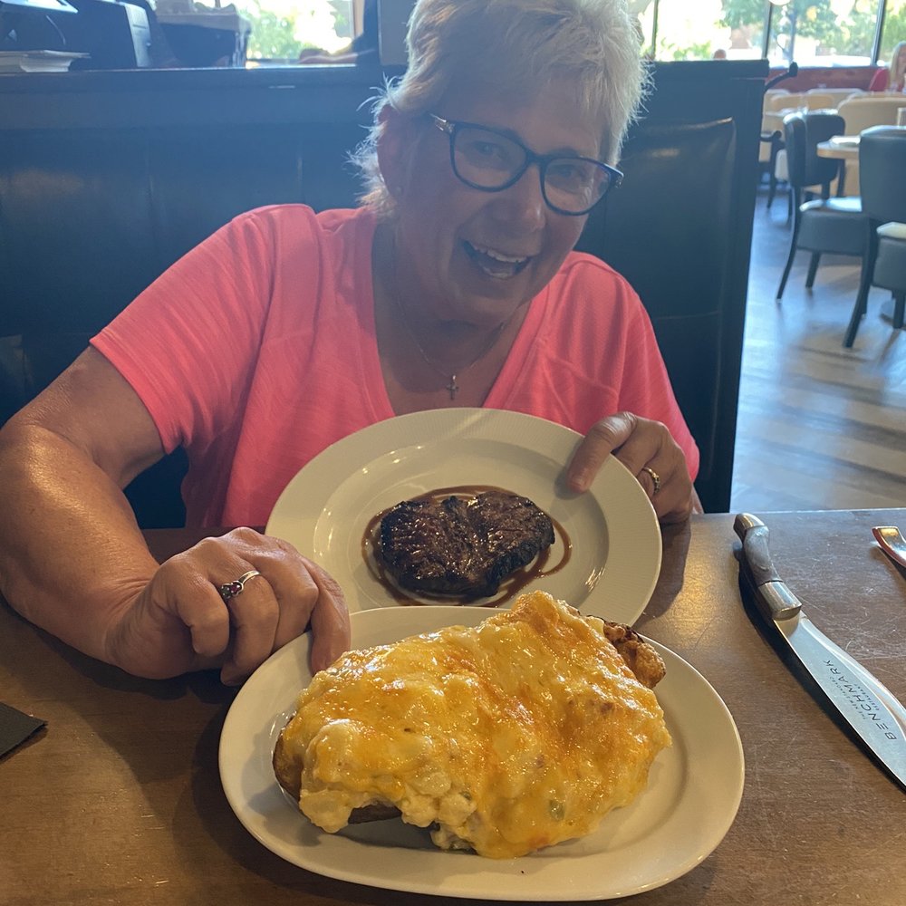 Benchmark Restaurant - Steakhouses Near Me - Perrysburg, Ohio