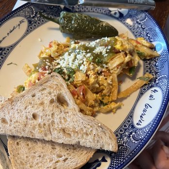 MoCo's Founding Farmers - Southwestern - New American Near Me - Potomac, Maryland