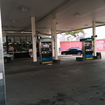 Valero - Gas Stations Near Me - Houston, Texas Valero - Gas Stations Near Me - Houston, Texas