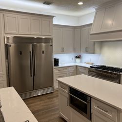 Home Logic - Custom kitchen.