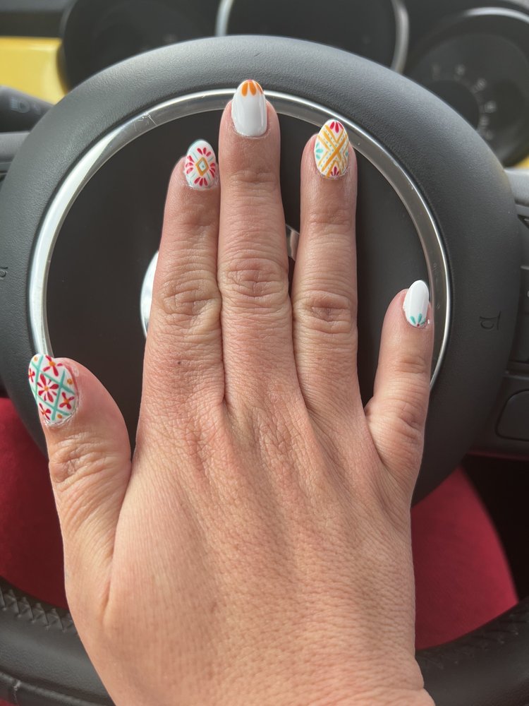 NAILS BY SUMMER Updated August 2024 119 Photos 107 W Center St