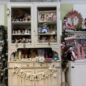 Shelby's Garden - Cupboard - Home Decor Near Me - San Carlos, California