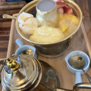 Glaze Tea - Doraville - Themed Cafes Near Me - Doraville, Georgia Glaze Tea - Doraville - Themed Cafes Near Me - Doraville, Georgia