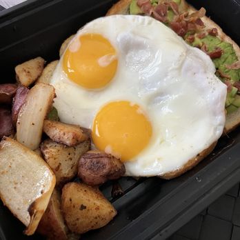 Casa de Nati - Avocado Toast with Breakfast Potato's - New American Near Me - San Fernando Valley, California Casa de Nati - Avocado Toast with Breakfast Potato's - New American Near Me - San Fernando Valley, California
