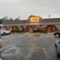 Cracker Barrel Old Country Store