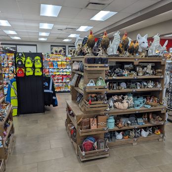 Love's Travel Stop - Rooster - Convenience Stores Near Me - Alamo, Michigan Love's Travel Stop - Rooster - Convenience Stores Near Me - Alamo, Michigan