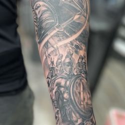 Raining Ink Tattoo Studio - Done by @petie_tattoos