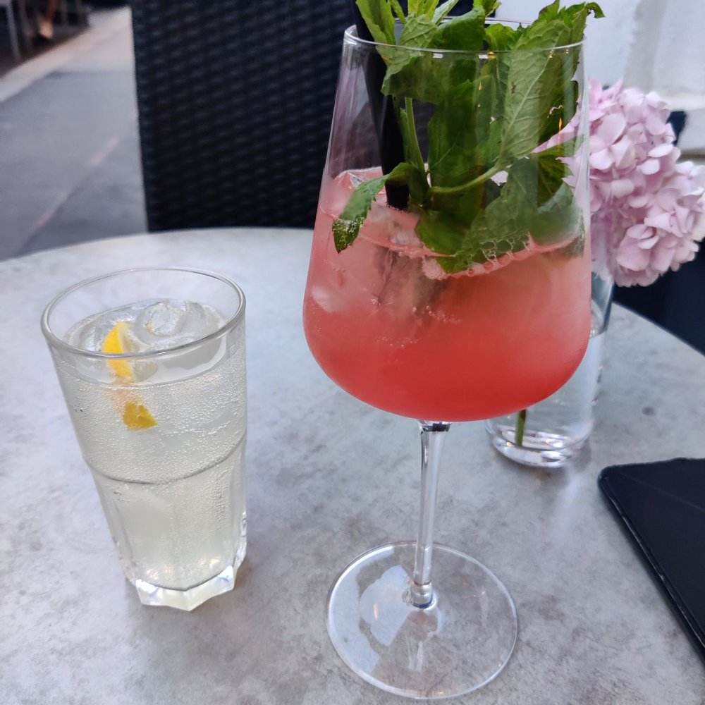 Bitter lemon and a grapefruit soda based apertif.