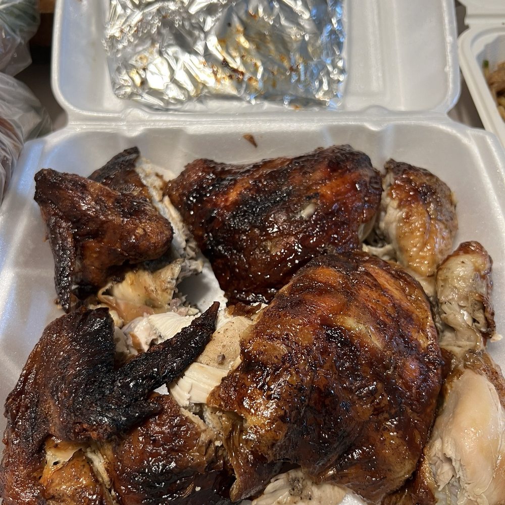 Pollo Mania - Whole chicken 5/5 - Peruvian Near Me - El Monte, California