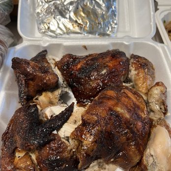 Pollo Mania - Whole chicken 5/5 - Peruvian Near Me - El Monte, California