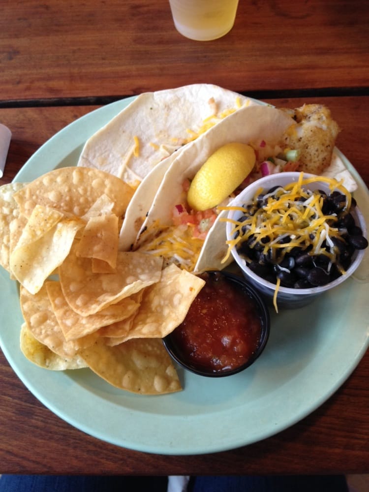 Hook’d Pier Bar & Grill