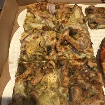 Merlins Pizza - BASIL CHICKEN pesto, grilled chicken, artichoke, mushrooms, red onions, mozzarella, Italian seasonings - Pizza Near Me - Destin, Florida Merlins Pizza - BASIL CHICKEN pesto, grilled chicken, artichoke, mushrooms, red onions, mozzarella, Italian seasonings - Pizza Near Me - Destin, Florida