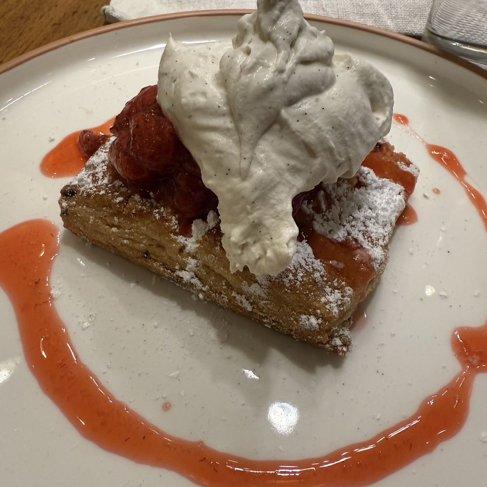Chefs Way Catering - Gluten free strawberry shortcake for everyone was delicious! - Caterers Near Me