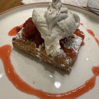 Chefs Way Catering - Gluten free strawberry shortcake for everyone was delicious! - Caterers Near Me Chefs Way Catering - Gluten free strawberry shortcake for everyone was delicious! - Caterers Near Me