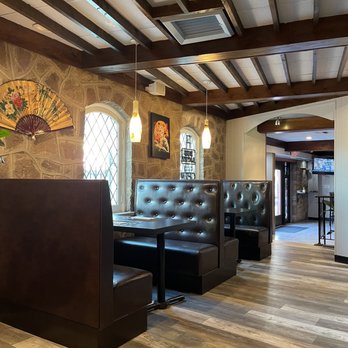 John’s Sushi House - Seating - Sushi Bars Near Me - Philadelphia, Pennsylvania