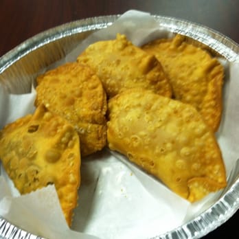 Empanada Mania - Spinach & feta , pizza and 2 cheese - Empanadas Near Me - Bergenfield, New Jersey