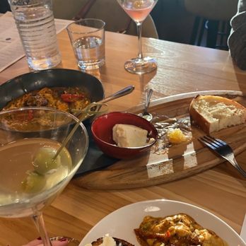 Gia Mia - Martinis, Tuscan shrimp and polenta, and ricotta and honeycomb - Italian Near Me - Naperville, Illinois