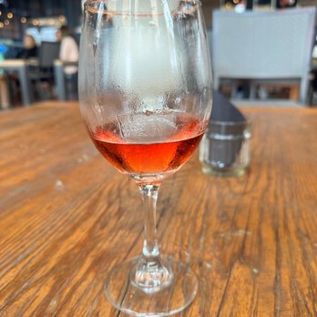 Casa Frida - Vino rosado - Wine Tasting Room Near Me - Ensenada, BCN Casa Frida - Vino rosado - Wine Tasting Room Near Me - Ensenada, BCN