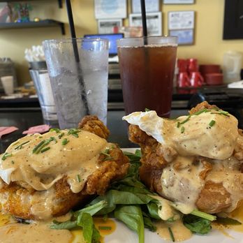Ruby Slipper Decatur - Spicy jalapeño chicken eggs Benedict - Breakfast & Brunch Near Me - New Orleans, Louisiana Ruby Slipper Decatur - Spicy jalapeño chicken eggs Benedict - Breakfast & Brunch Near Me - New Orleans, Louisiana