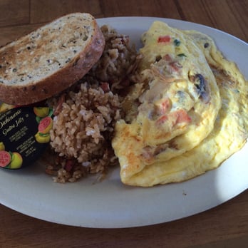 Aloha Mixed Plate - Kahuna - Hawaiian Near Me - Lahaina, Hawaii