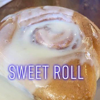Johnny's Skillet - a sweet roll on a plate - New American Near Me - Austin, Minnesota Johnny's Skillet - a sweet roll on a plate - New American Near Me - Austin, Minnesota
