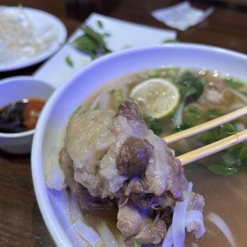 PhoHolic - 16. Phở Tái Bắp & Đuôi Bò - Noodles Near Me - Costa Mesa, California