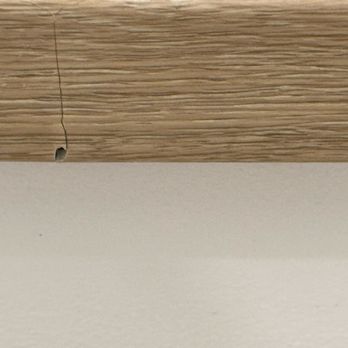 Sawgrass Floors - Cracked stair tread - Flooring Near Me - Sunrise, Florida Sawgrass Floors - Cracked stair tread - Flooring Near Me - Sunrise, Florida