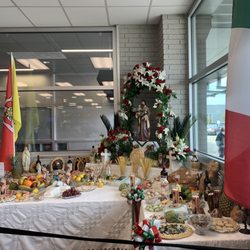Dorignac's Food Center - Blessed St. Joseph Altar at the store 3/2023