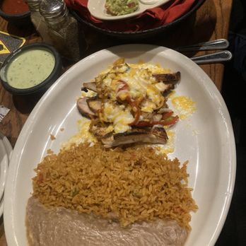 El Toro Mexican Restaurant - Pollo Ixtapa - Mexican Near Me - Clute, Texas