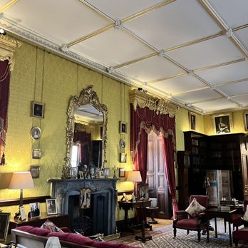 Kilkenny Castle - Museums Near Me - Kilkenny, KK