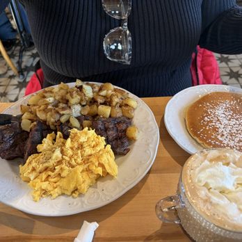 The White Sheep - Steak and eggs - Breakfast & Brunch Near Me - Orland Park, Illinois