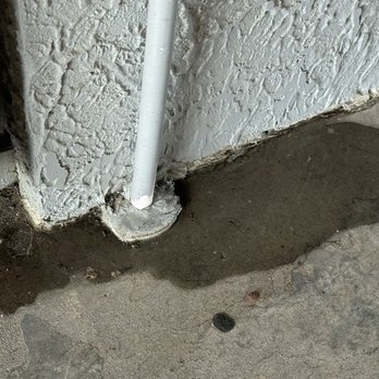 Colonial House Motel - Humidity throughout the property with visible leaking. This pic was on the 2nd floor next to a large crack along the concrete balcony. - Hotels Near Me - Pigeon Forge, Tennessee Colonial House Motel - Humidity throughout the property with visible leaking. This pic was on the 2nd floor next to a large crack along the concrete balcony. - Hotels Near Me - Pigeon Forge, Tennessee
