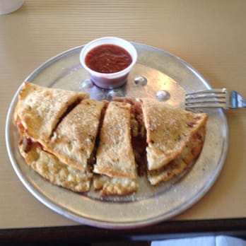 Palios Pizza Cafe - Midland - Lunch calzone - Pizza Near Me - Midland, Texas Palios Pizza Cafe - Midland - Lunch calzone - Pizza Near Me - Midland, Texas
