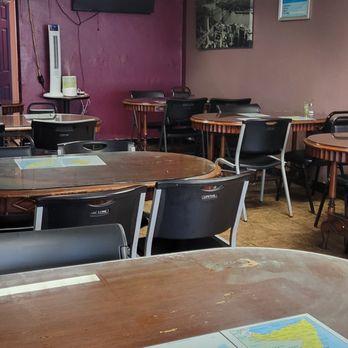 Banadir Somali Restaurant - Inside seats other side of wall - Somali Near Me - Inglewood, California Banadir Somali Restaurant - Inside seats other side of wall - Somali Near Me - Inglewood, California