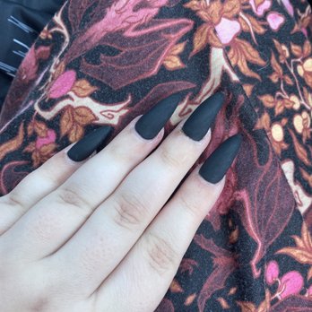 Mimi Nails - Matte is Austin's favorite style! - Nail Salons Near Me - Castro Valley, California