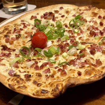 Hotel Hackteufel - Flammkuchen - Wine Bars Near Me - Heidelberg, BW