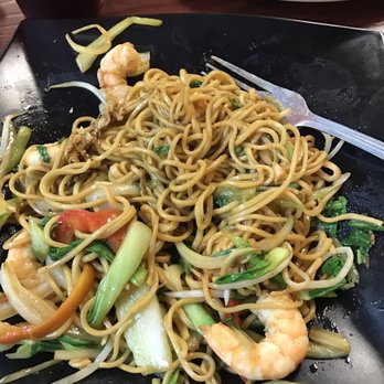 Noodle House - Shrimp chow mein - Noodles Near Me - Midland, Texas