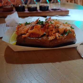 Hangar 76 - Wine Tasting Room Near Me - Oceanside, California