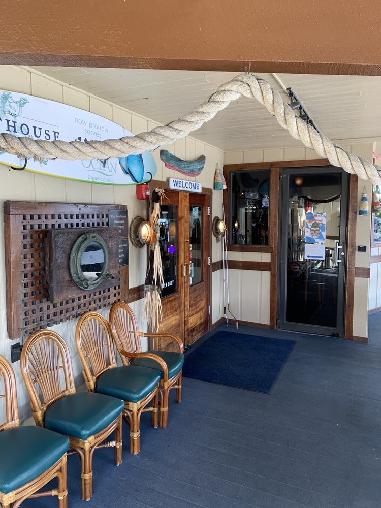 The Boathouse On Naples Bay