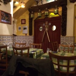 Bar dos Hermanos - Tables